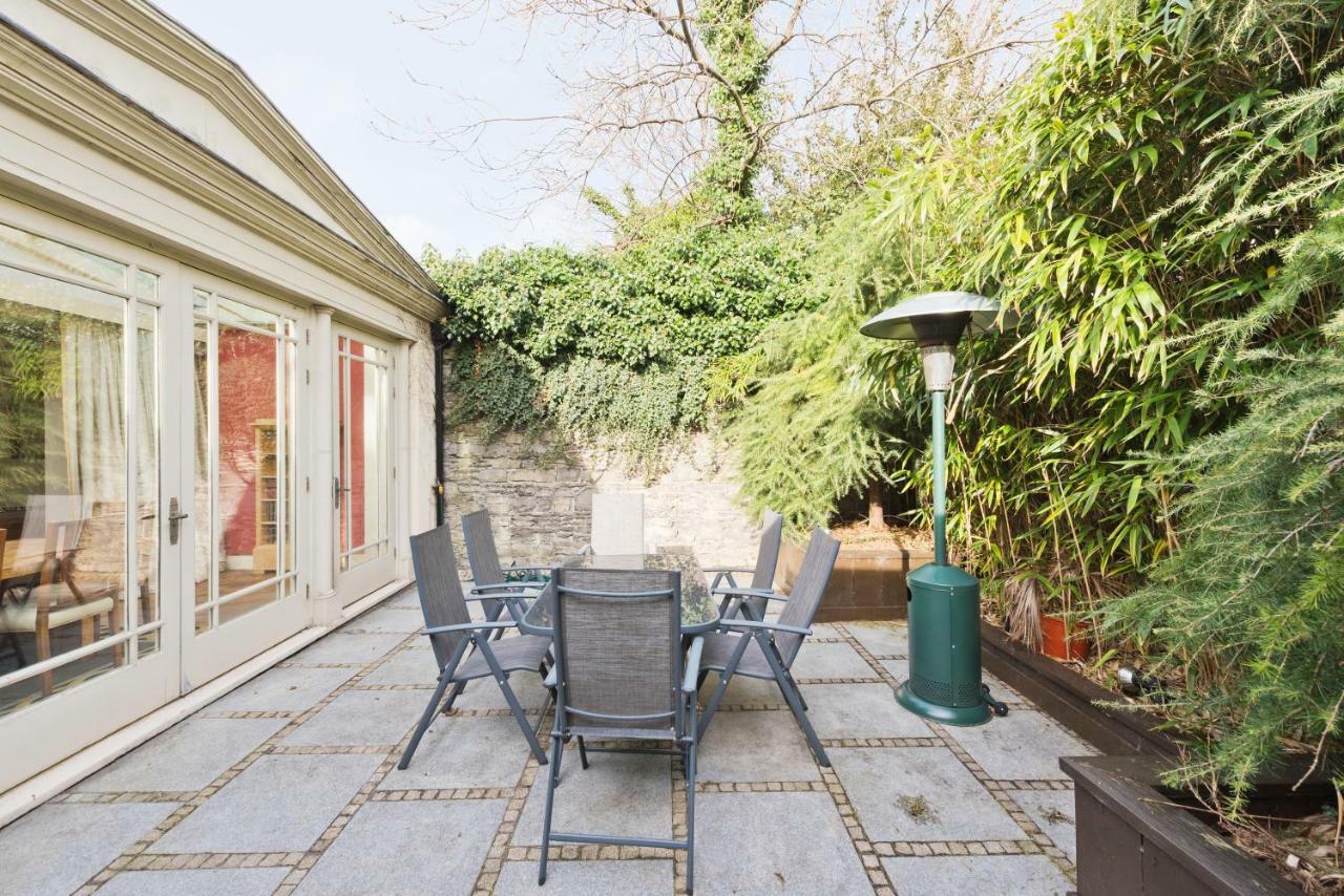 The Brendan Gleeson - Hiphipstay Holiday home